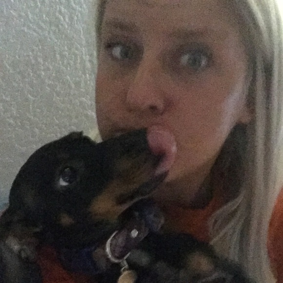 Meet your Posher, Melinda - Picture 2 of 2